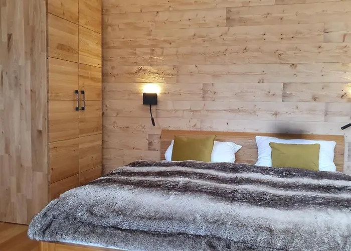 דירה Mit Terrasse Im Alpinen Stil